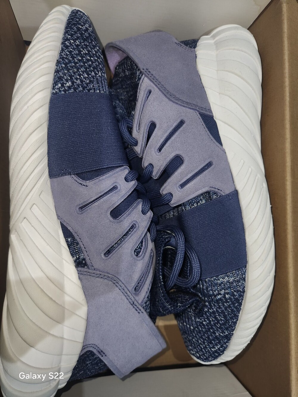 Mens Tubular Adidas Size 8 1/2